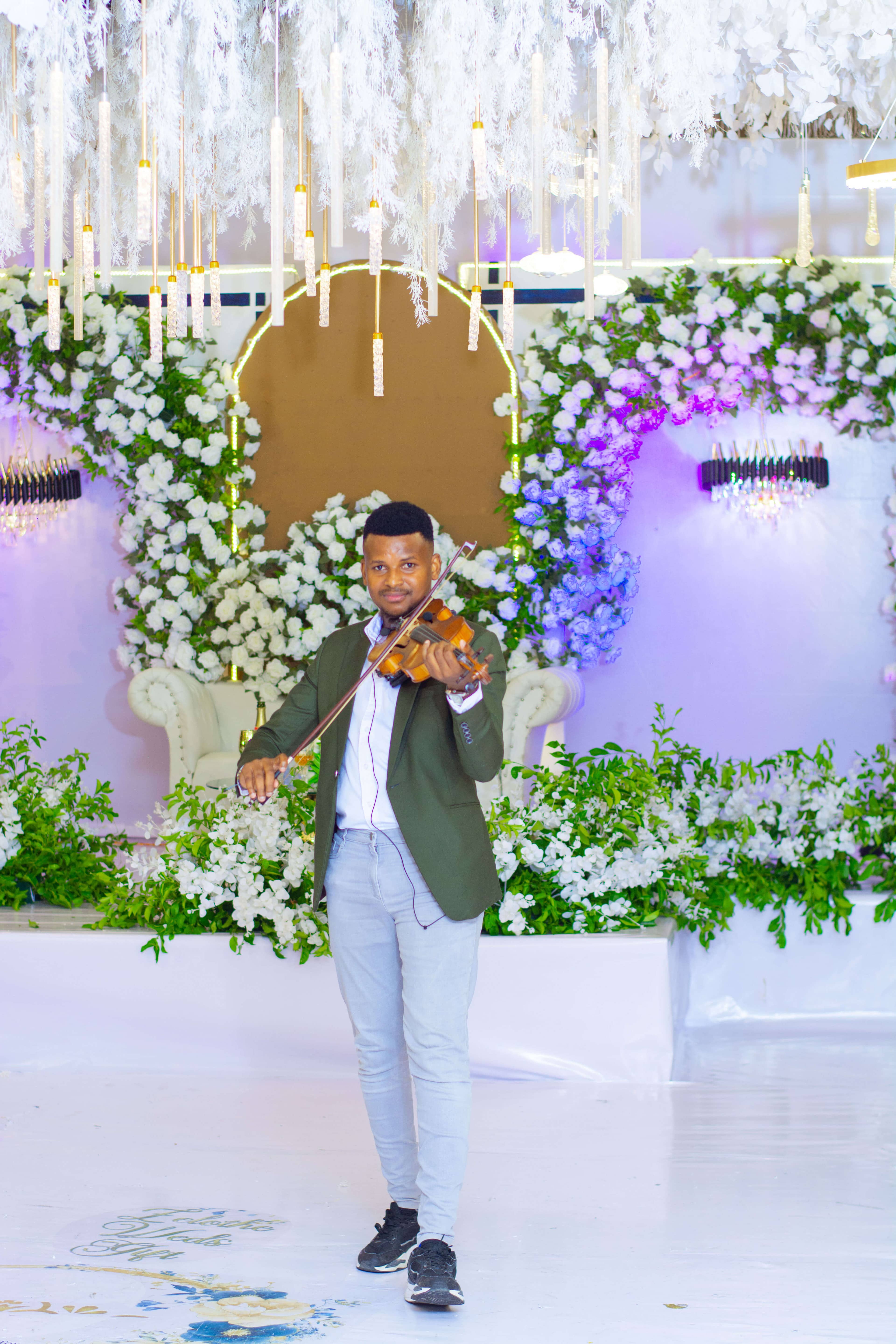 Romantic Wedding Moment